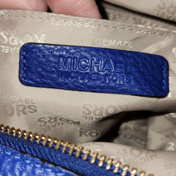 Michael Kors Blue Pebbled Leather Bedford Satchel - Picture 14 of 15